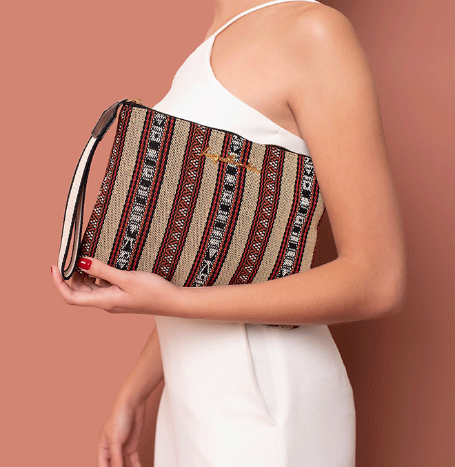 e778aaae-f3e9-47f7-88b3-f60393dd1124